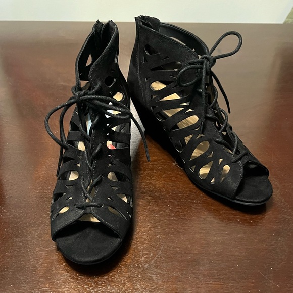 Material Girl Womens Harlie Open Toe Casual Platform Sandals - Picture 6 of 10